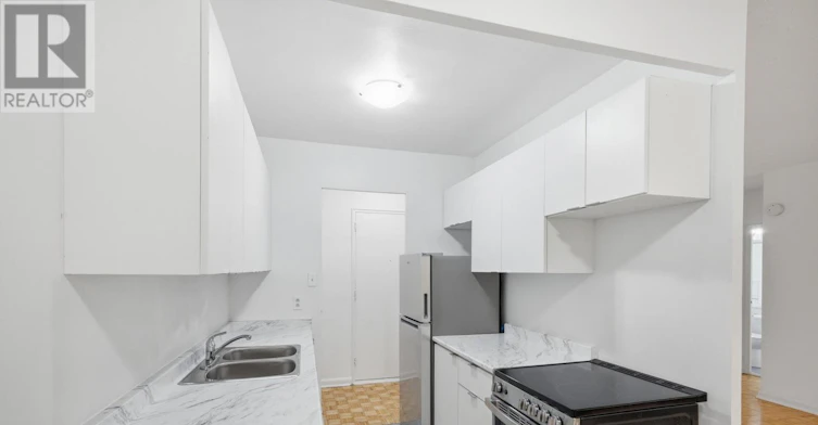 111-2895 Bathurst Street, Toronto, ON, M6H 3A8 - 13