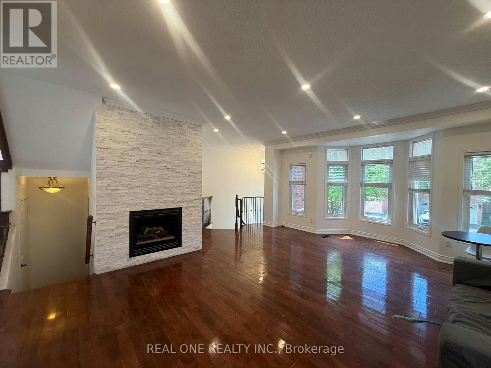 93 Brunswick Avenue, Markham, ON, L6C 2E6 - 2