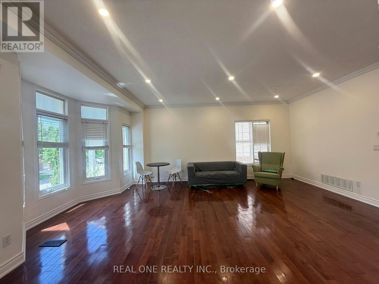 93 Brunswick Avenue, Markham, ON, L6C 2E6 - 4