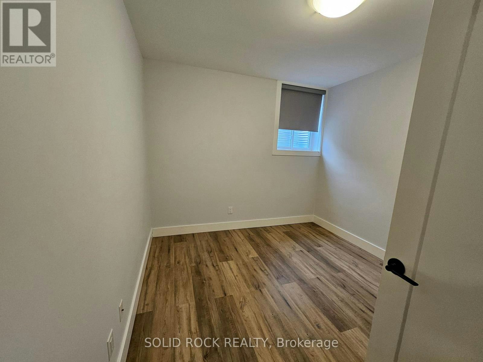 846 Alpine Avenue, Ottawa, ON, K2B 5R6 - 2