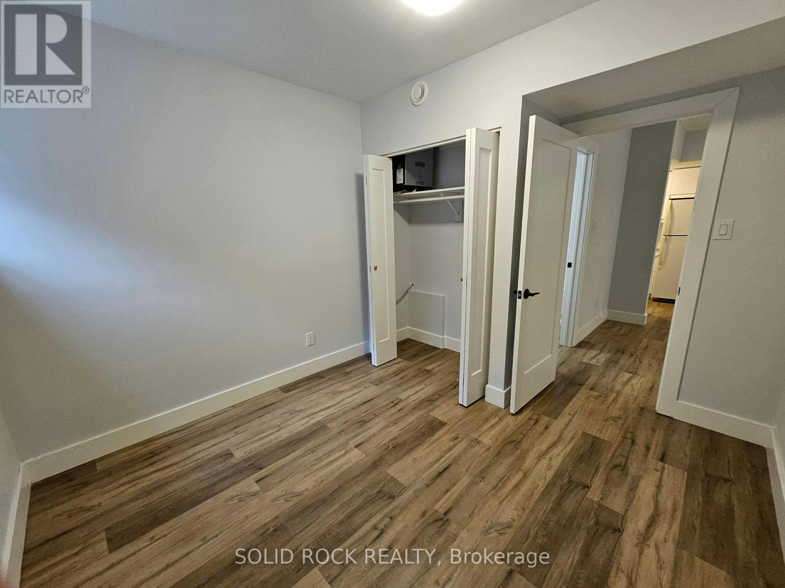 846 Alpine Avenue, Ottawa, ON, K2B 5R6 - 3