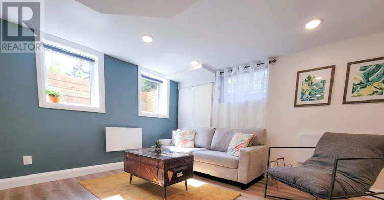 B-2075 Balharrie Avenue, Ottawa, ON, K1G 1G2 - 3