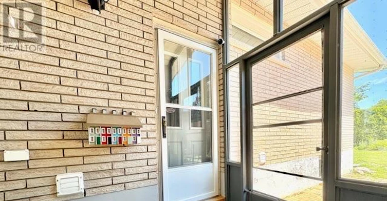 B-2075 Balharrie Avenue, Ottawa, ON, K1G 1G2 - 25