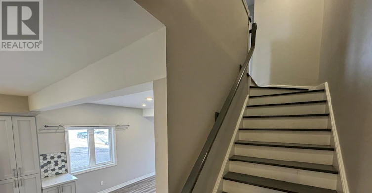 1 UPPER-8196 Mcleod Road, Niagara Falls, ON, L2H 3T6 - 12