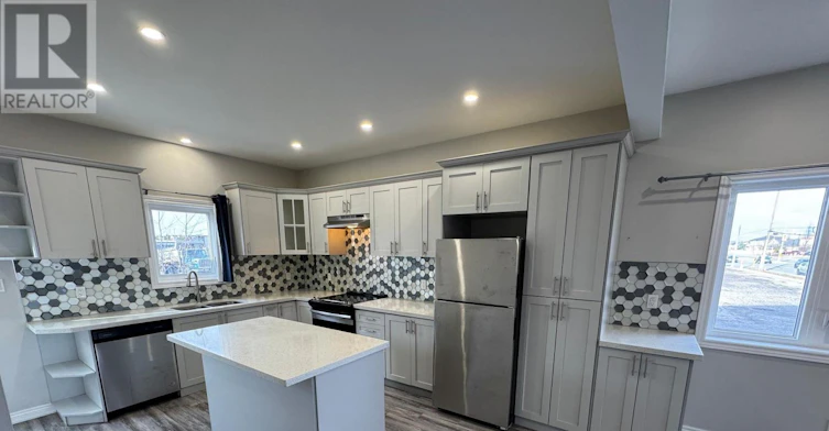 1 UPPER-8196 Mcleod Road, Niagara Falls, ON, L2H 3T6 - 9