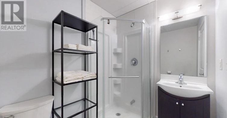 B05-335 College Street, Toronto, ON, M5T 1S2 - 2