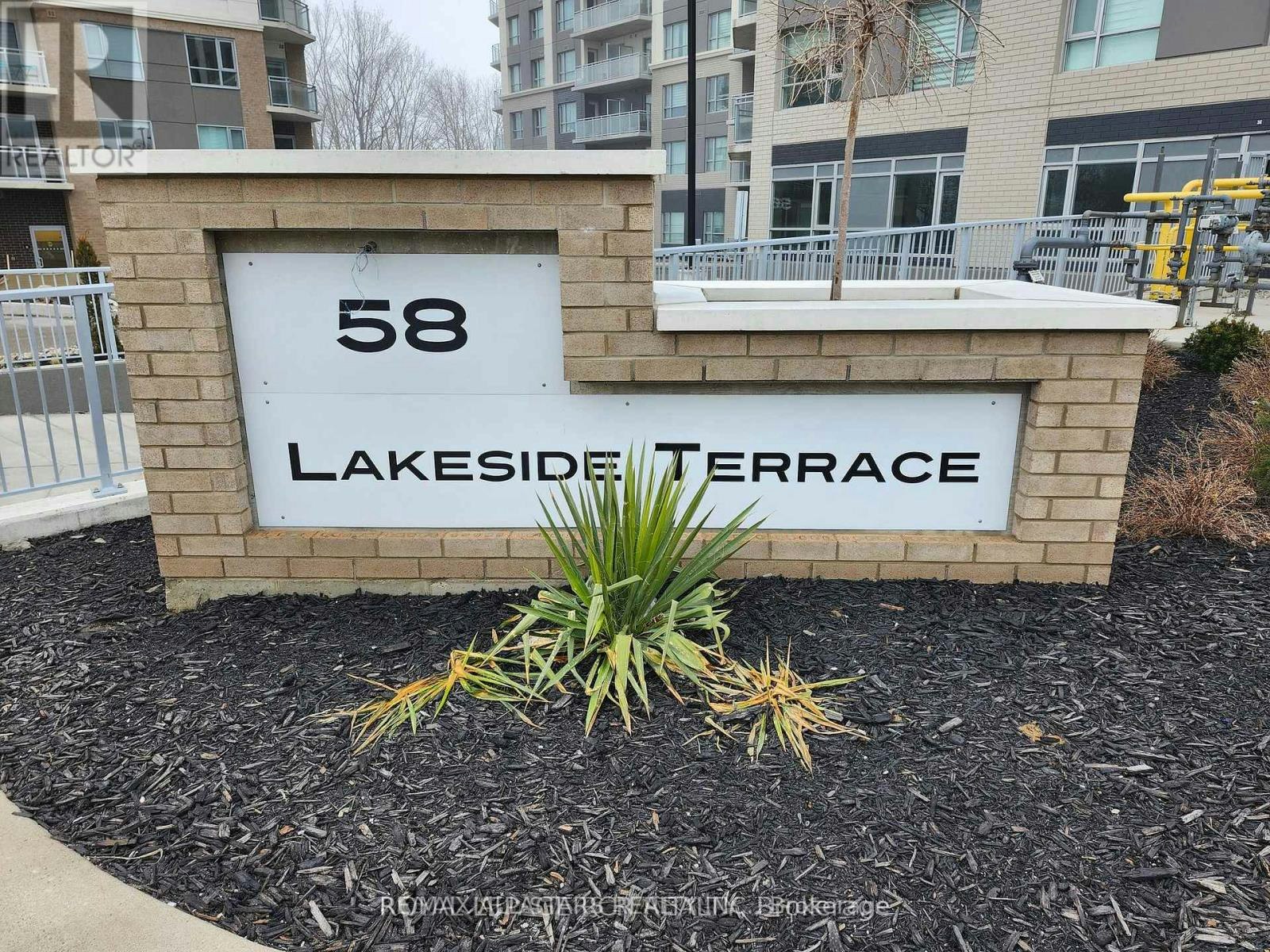 601-58 Lakeside Terrace, Barrie, ON, L4M 0H9