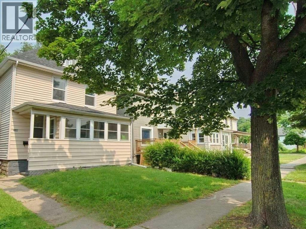 3588 Sandwich Street, Windsor, ON, N9C 1B5
