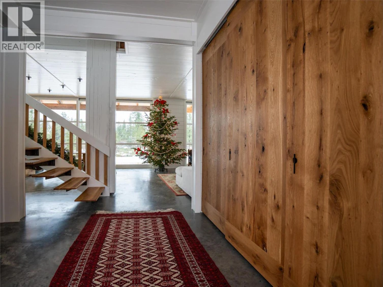 8025 Princeton Summerland Road, Summerland, BC, V0H 1Z8 - 9