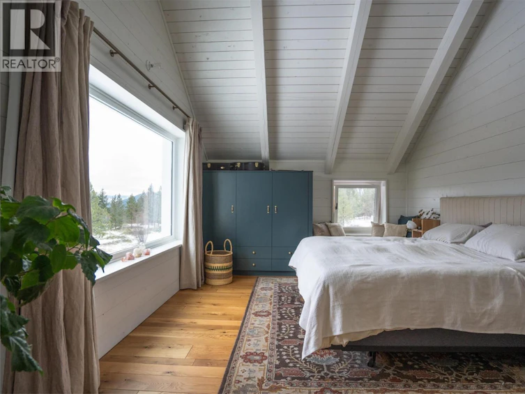 8025 Princeton Summerland Road, Summerland, BC, V0H 1Z8 - 14