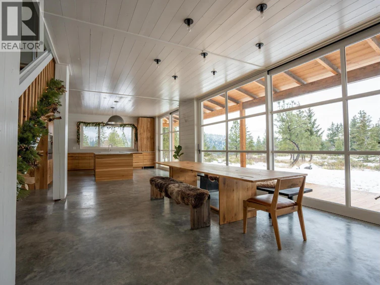 8025 Princeton Summerland Road, Summerland, BC, V0H 1Z8 - 7