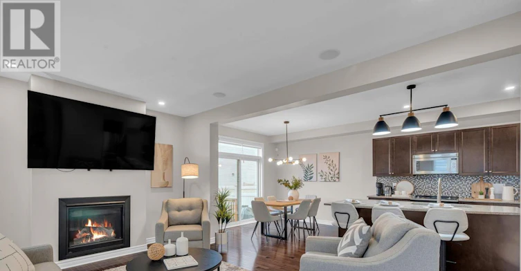 208 Alex Polowin Avenue, Manotick, ON, K2J 6E8 - 6