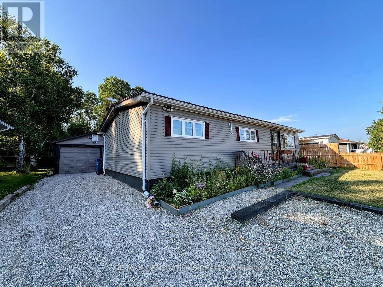4 Graham Drive, Manitouwadge, ON, P0T 2C0