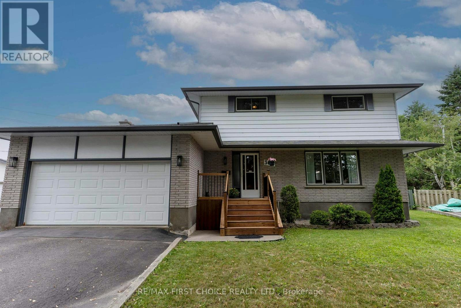 386 Lambton Place, Thunder Bay, ON, P7C 5M1