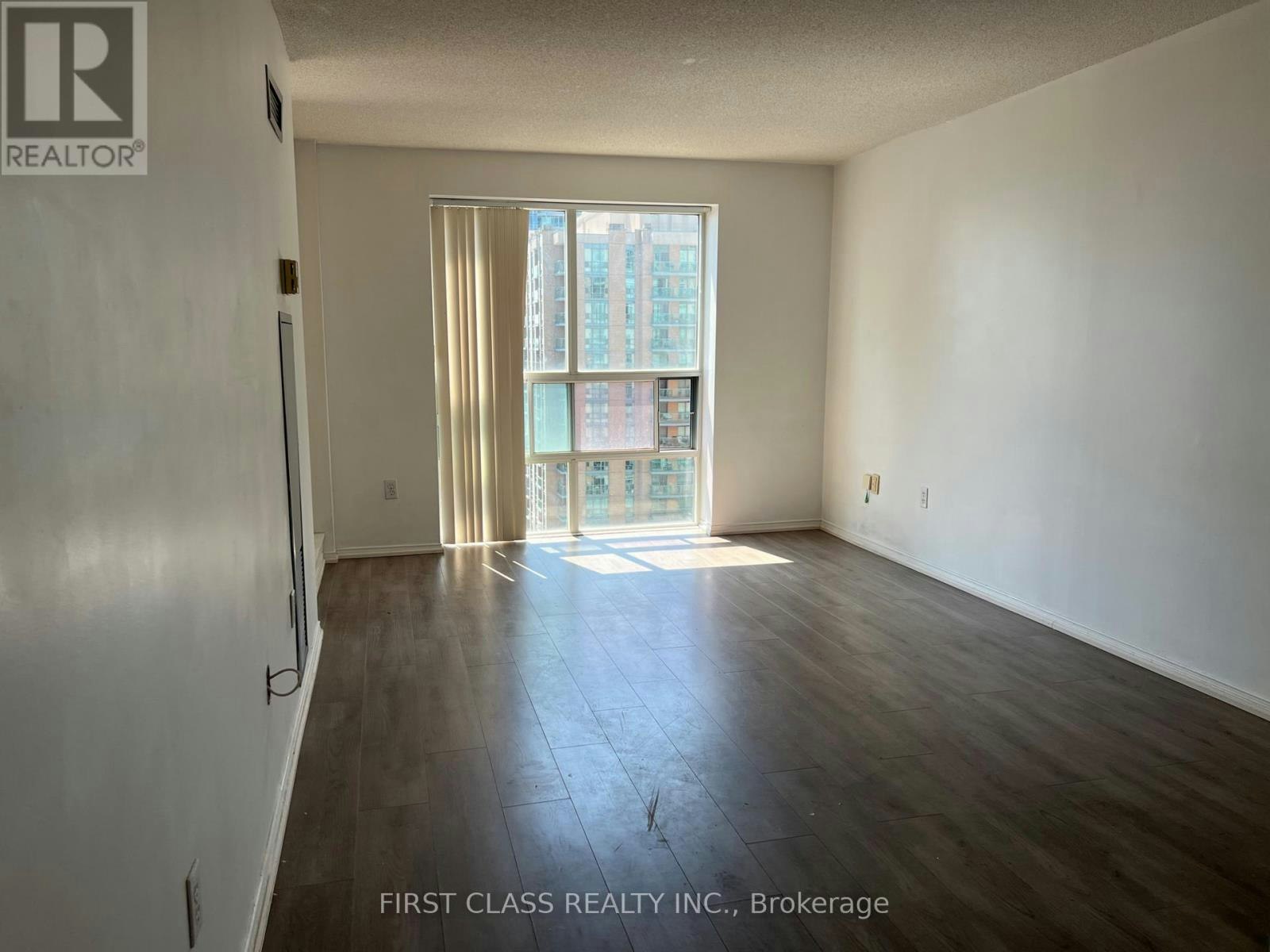 1409-3 Pemberton Avenue, Toronto, ON, M2M 4M1 - 4