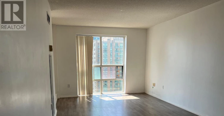 1409-3 Pemberton Avenue, Toronto, ON, M2M 4M1 - 4