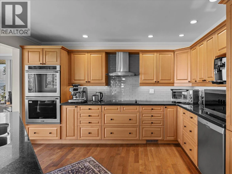 3050 Collens Hill Road, West Kelowna, BC, V1Z 1P5 - 10
