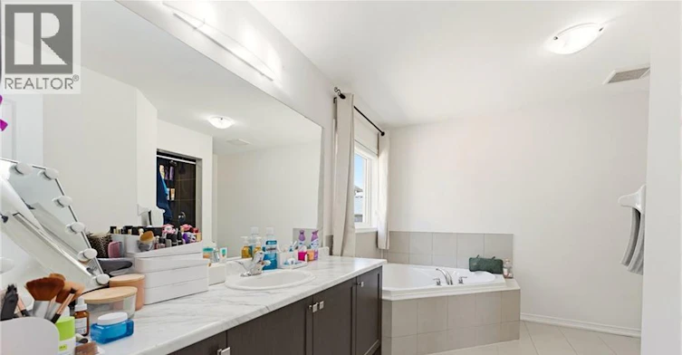 UPPER-9 Price Street, Brantford, ON, N3T 0R3 - 21