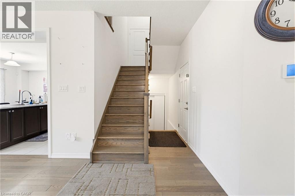 UPPER-9 Price Street, Brantford, ON, N3T 0R3 - 16