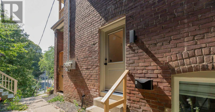 B-49 Springmount Avenue, Toronto, ON, M6H 2Y5 - 13