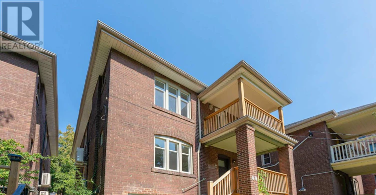 B-49 Springmount Avenue, Toronto, ON, M6H 2Y5