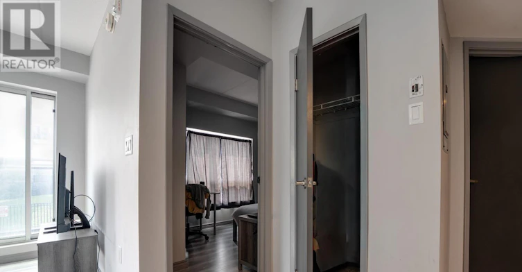 H203-275 Larch Street, Waterloo, ON, N2L 3R2 - 14