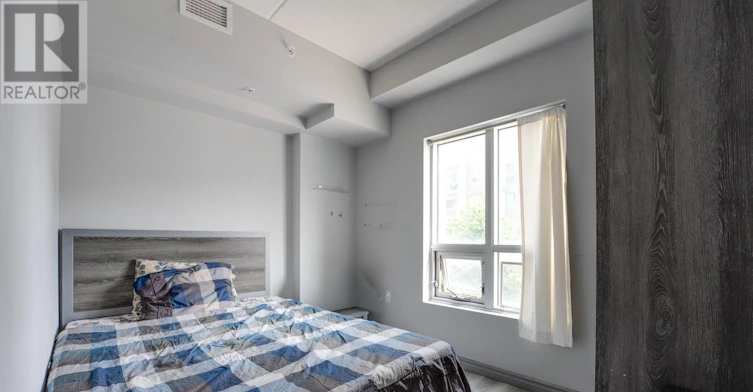 H203-275 Larch Street, Waterloo, ON, N2L 3R2 - 18