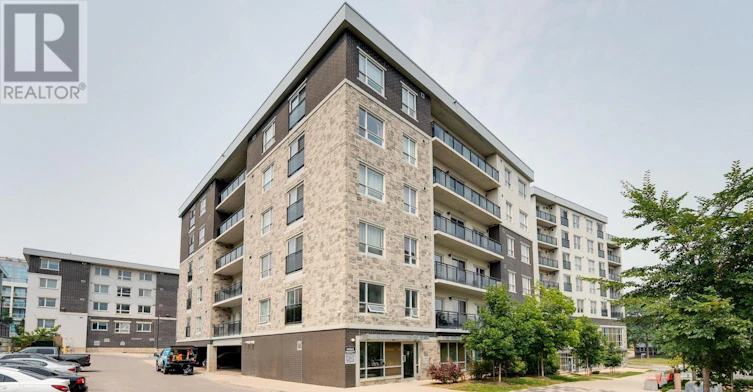 H203-275 Larch Street, Waterloo, ON, N2L 3R2