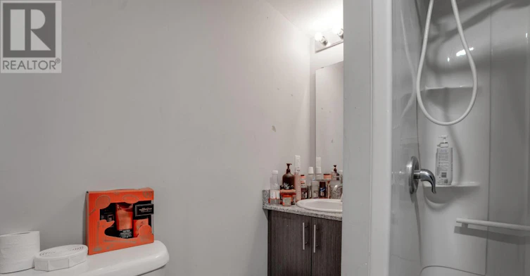 H203-275 Larch Street, Waterloo, ON, N2L 3R2 - 20