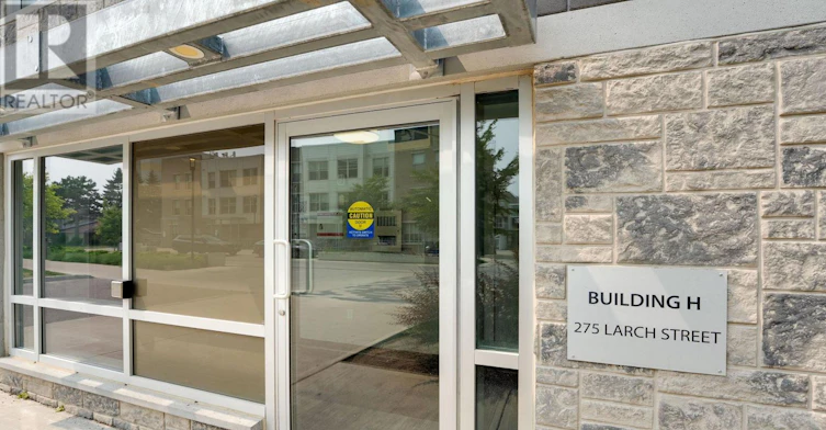 H203-275 Larch Street, Waterloo, ON, N2L 3R2 - 3