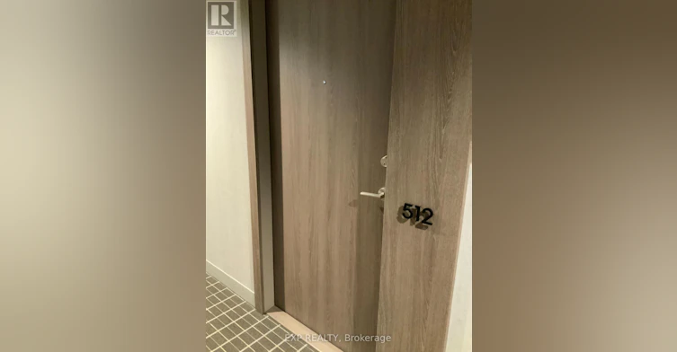 512-27 Bathurst Street, Toronto, ON, M5V 0R1 - 2