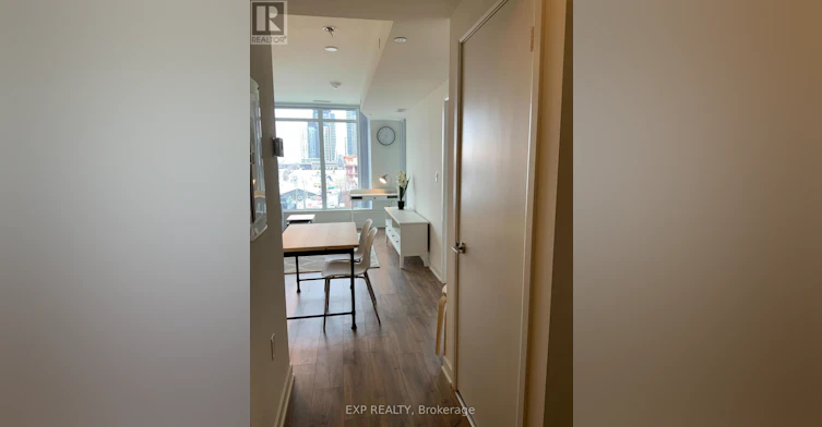 512-27 Bathurst Street, Toronto, ON, M5V 0R1 - 4