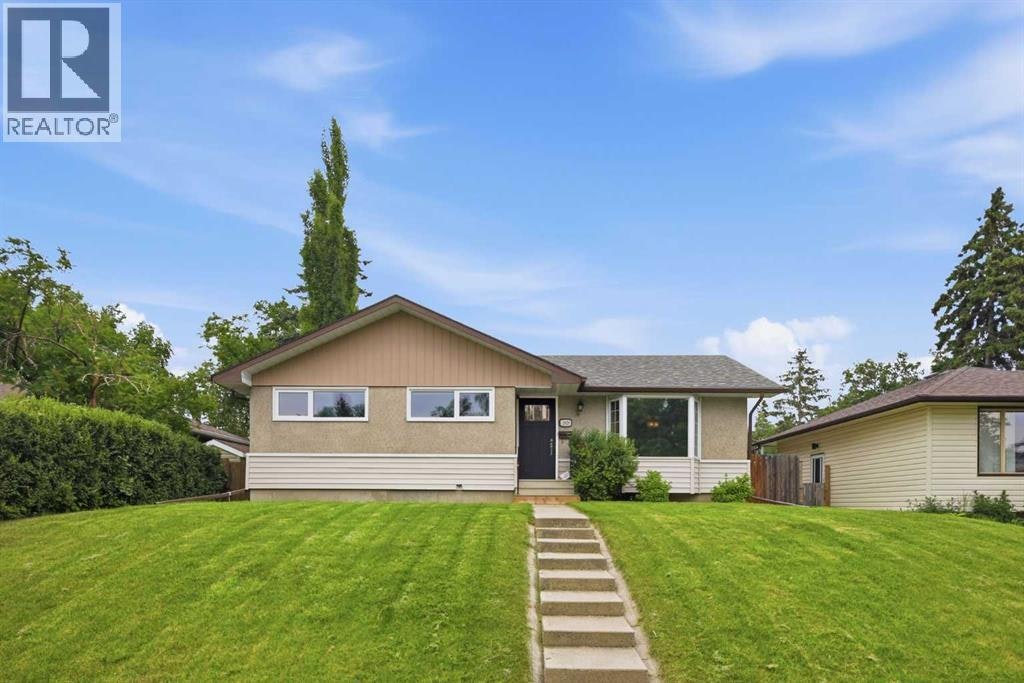 2828 45 Street SW, Calgary, AB, T3E 3T4