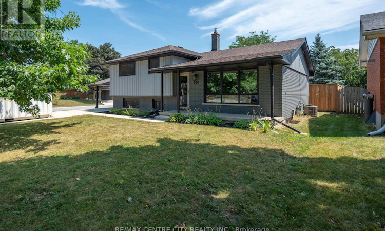 140 Oakwood Place
