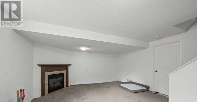 100 Lokoya Street, Ottawa, ON, K2S 0J3 - 37