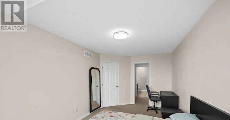 100 Lokoya Street, Ottawa, ON, K2S 0J3 - 24