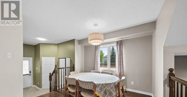 100 Lokoya Street, Ottawa, ON, K2S 0J3 - 9