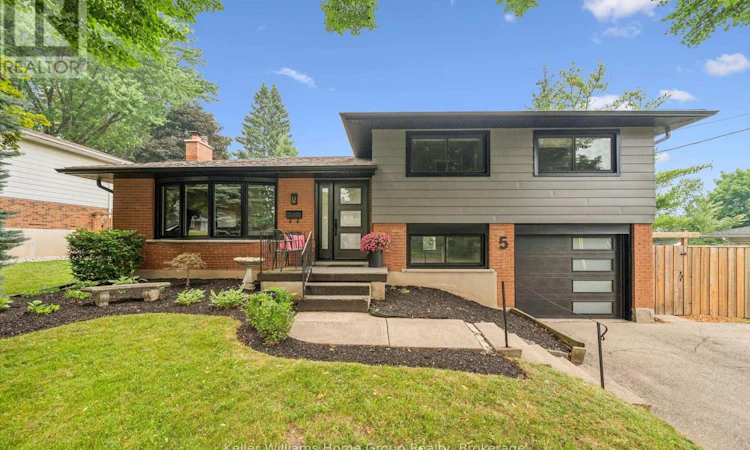 5 Cheltonwood Avenue