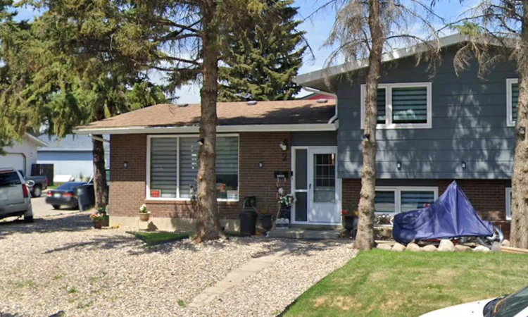 2 Mcdougall Crescent