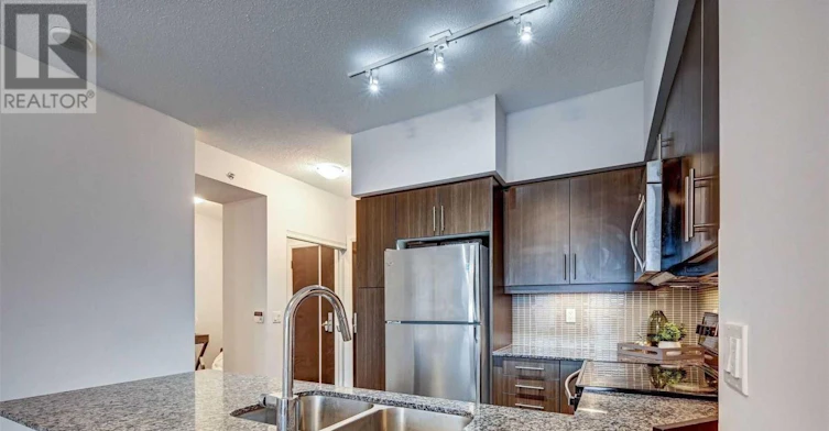 204-65 Speers Road, Oakville, ON, L6K 3V5 - 4