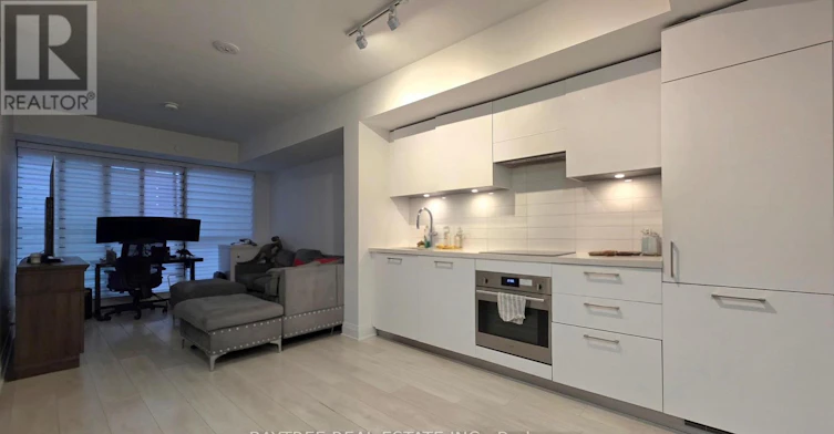 402-33 Frederick Todd Way, Toronto, ON, M4G 0C9 - 2