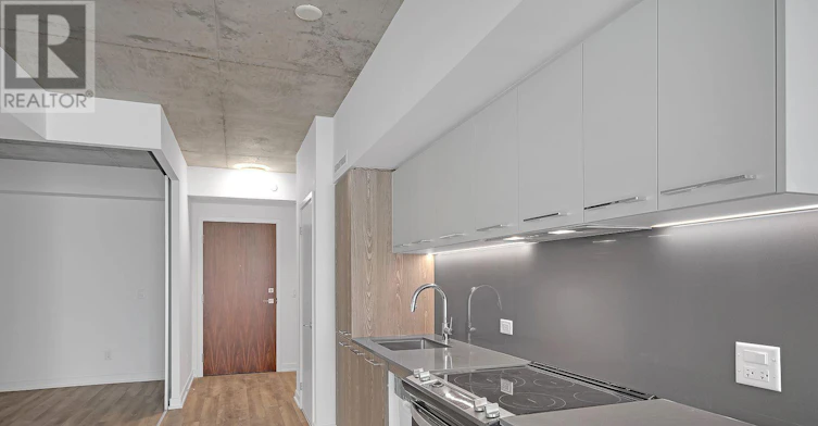 1111-45 Baseball Place, Toronto, ON, M4M 0H1 - 12