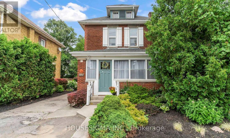322 Ridout Street S