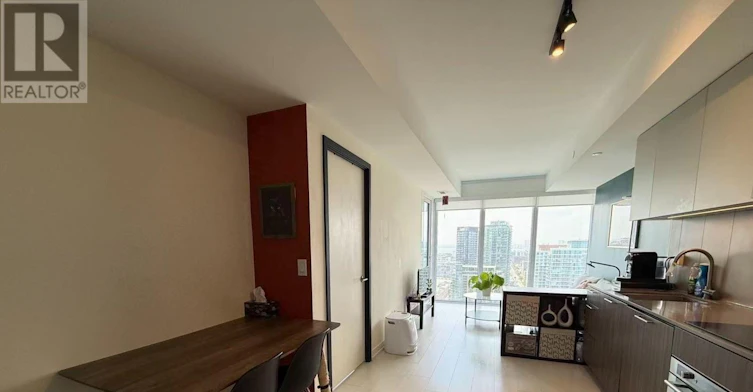 2915-19 Western Battery Road, Toronto, ON, M6K 0E3 - 5