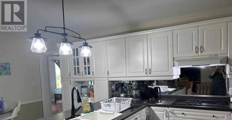 7594 Canterbury Crescent, Niagara Falls, ON, L2H 3E7 - 5
