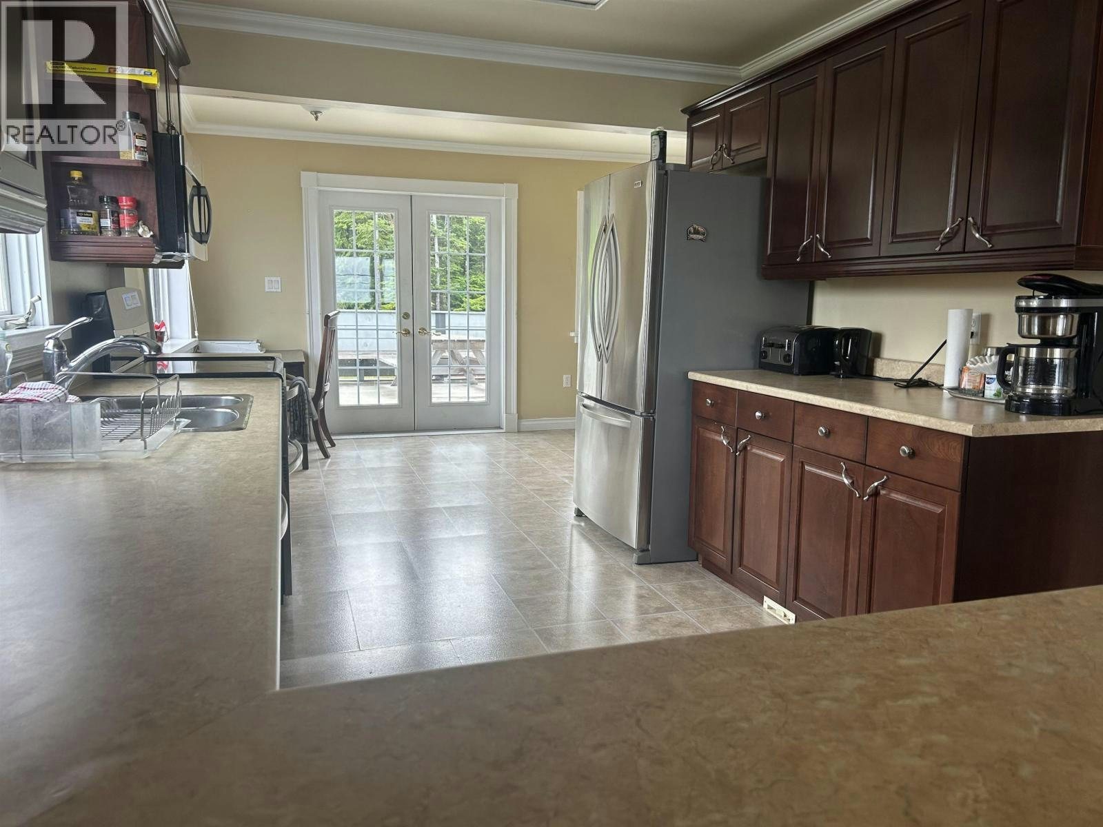 525 Beach Road - 4