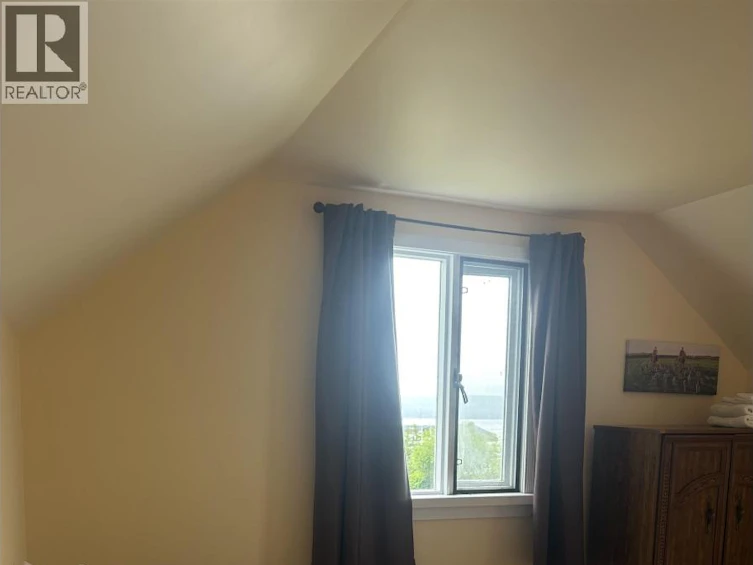 525 Beach Road, Daajing Giids, BC, V0T 1T0 - 11