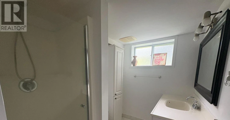 LOWER-248 James Avenue, Newmarket, ON, L3Y 4R8 - 14