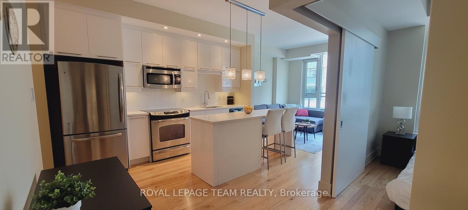 317-101 Richmond Road, Ottawa, ON, K1Z 0A6 - 2