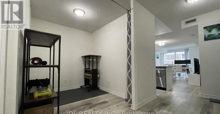 310-761 Bay Street, Toronto, ON, M5G 2R2 - 4